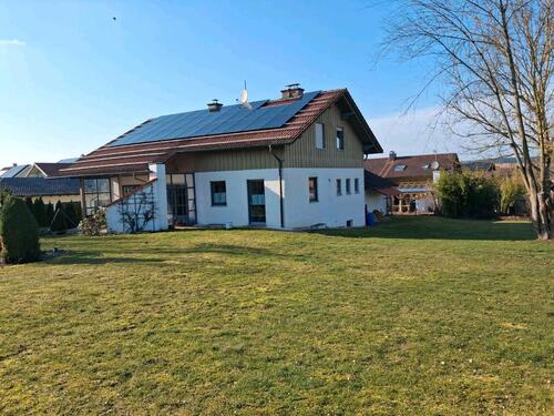 Foto - Einfamilienhaus mit gr. Garten & Doppelgarage *PROVISIONSFREI*