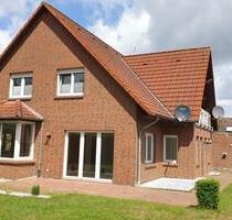 Schöne, sonnige 110 m² Erdgeschosswohnung mit Garten - Löningen