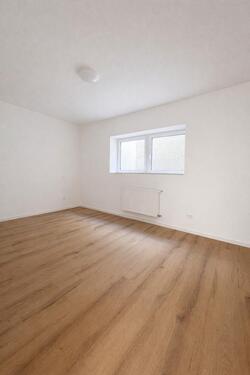 Foto - Frisch modernisiert & sofort verfügbar – 2-Zimmer-Wohnung inkl. Strom & Heizung