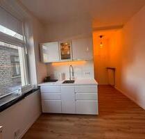 Ruhige möblierte Wohnung in Neuss für 6 Monate zu vermieten