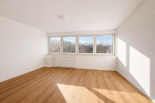 Foto - Erstbezug nach Kernsanierung – Moderne Erdgeschosswohnung inkl. Strom & Heizung