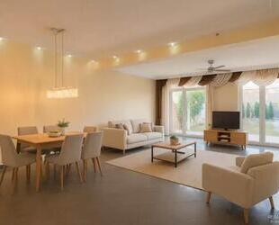 Reihenmittelhaus am Tillypark - 659.000,00&nbsp;EUR Kaufpreis, ca.&nbsp; 131,90&nbsp;m&sup2; in Burgthann (PLZ: 90559)