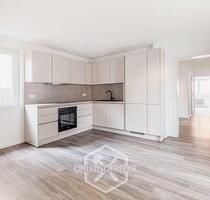 Erstbezug nach Renovierung: 4 Zimmer, neue EBK und Terrasse - Stuttgart Zuffenhausen