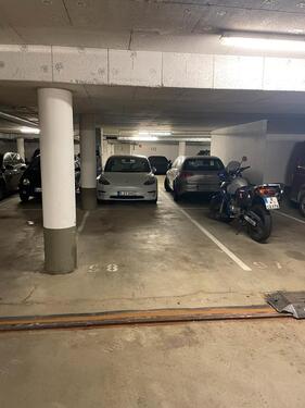 Foto - Parkplatz Stellplatz in Tiefgarage in Mitte