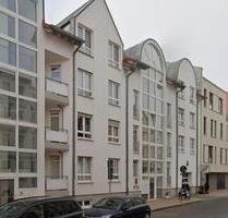 Großzügige 2-Raum-Wohnung mit Schlossblick, Balkon und EBK - Schwerin Altstadt