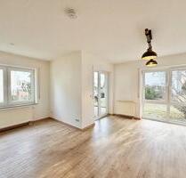 Moderne 2-Zimmer-Wohnung im EGmit Terrasse, Garten und TG-Stellplatz - Dresden Schönfeld-Weißig Moderne 2-Zimmer-Wohnung im EGmit Terrasse, Garten und TG-Stellplatz - Dresden Schönfeld-Weißig