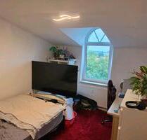 WG -Zimmer zu vergeben - 560,00&nbsp;EUR Kaltmiete, ca.&nbsp; 120,00&nbsp;m&sup2; in Schwerin (PLZ: 19053)
