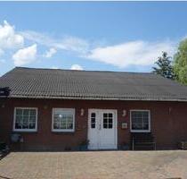 Einfamilienhaus in Küsten mit Garten