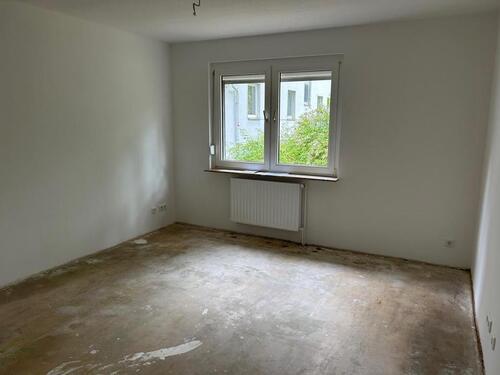 Foto - Teilrenovierte 2-Zimmer-Wohnung im Erdgeschoss