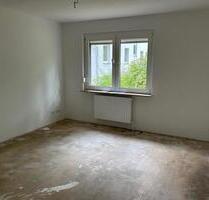 Teilrenovierte 2-Zimmer-Wohnung im Erdgeschoss - Iserlohn