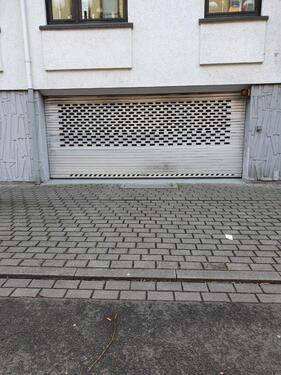 Foto - Tiefgaragenstellplatz bei HBF für Motorrad Roller etc.