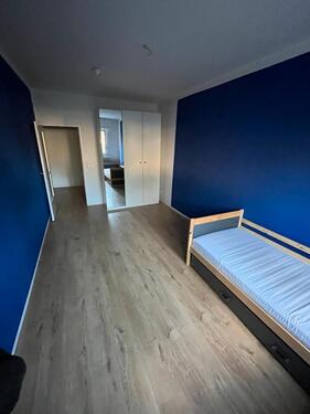 Foto - Wg Zimmer möbiliert nähe gropius zu vermieten