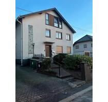 Frisch sanierterenvoierte Erdgeschosswohnung - Erstbezug - Nauort