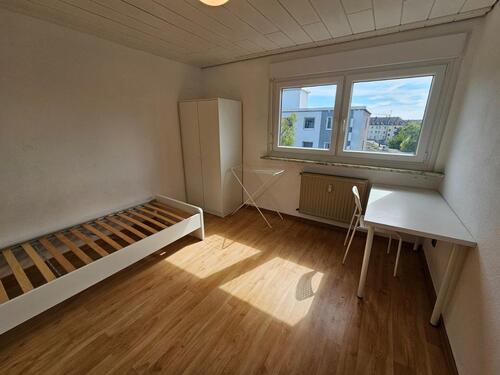 Foto - Möbliertes WG Zimmer in Bochumer Innenstadt!