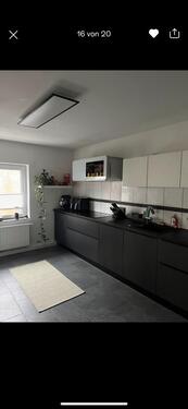 Foto - Großzügige 4-Zimmer Wohnung mit Balkon