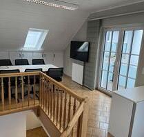 Pasing: Modernes und helles Büro, möbliert auf 2 Etagen mit Balkon. - München Pasing-Obermenzing