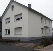 Schöne helle 3-Zi-Wohn. inkl.Garage u. Terrasse in ruhiger Lage - Hennef (Sieg)