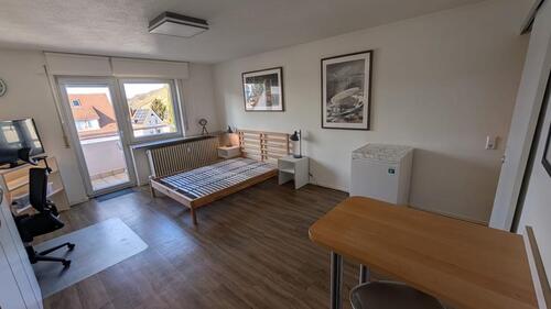 Foto - 1 Zimmerwohnung mit Balkon - 670,00&nbsp;EUR Kaltmiete, ca.&nbsp; 32,00&nbsp;m&sup2;