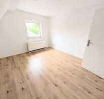 **Jetzt zugreifen: +3,5 Zimmer +Laminat +Raufasertapete +modernes Tageslichtbad +eigener Garten** - Marl Alt-Marl
