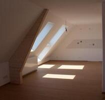 Dachgeschosswohnung in Zweifamilienhaus - Lippstadt Garfeln