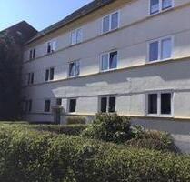 Schöne 2 Zimmer Wohnung, renoviert und sofort anmietbar! - Lübeck Sankt Jürgen
