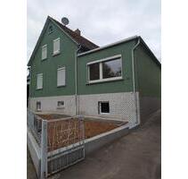 Erstbezug nach Kernsanierung: 3-Zimmer-Wohnung mit EBK & Garage - Friedrichsdorf