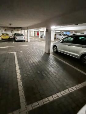 Foto - Tiefgaragen Stellplatz - 50,00&nbsp;EUR Miete,