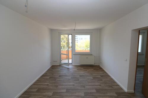Foto - Guten Morgen Sonnenschein...helle 2-RW mit Wanne u. Balkon!!!