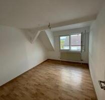 Sanierte 3-Zimmer-Whg in Neckarhausen mit EBK und Terrase - Nürtingen