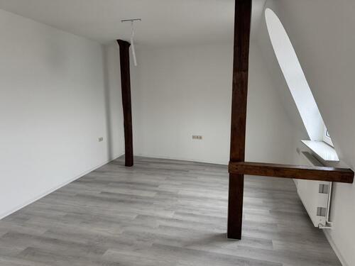 Foto - 3 Zimmer Dachgeschoßwohnung zur Miete in Burg (Dithmarschen)