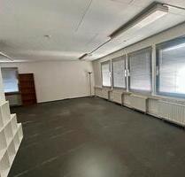 Miete Büro LagerStellfläche mieten Pinneberg mit Stellplatz A23