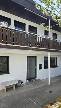 Foto - Attraktive 2-Zimmer-Wohnung (70 m²) mit neuer Einbauküche, Gartenmitbenutzung & 2 Stellplätzen