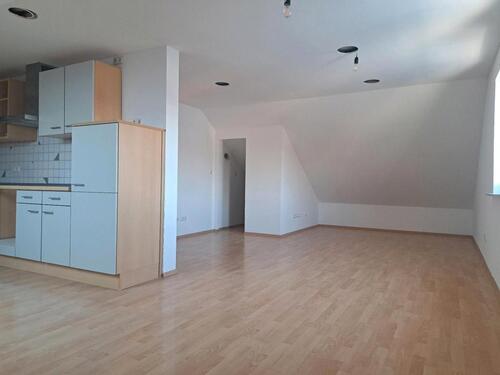 Foto - 2 Zimmer Dachgeschoßwohnung in Neuhof