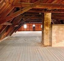 Riesige Lagerfläche im DG – trocken & flexibel nutzbar - 230 qm - Zwickau