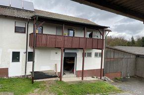 Foto - Vermiete 4- Zimmerwohnung mit Balkon in 3- Familienhaus,