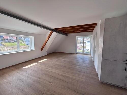 Foto - 2.5 Zimmer Dachgeschoßwohnung zur Miete in Meßstetten