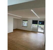 3 Zimmer Renovierte Wohnung - 1.150,00&nbsp;EUR Kaltmiete, ca.&nbsp; 80,00&nbsp;m&sup2; in Warthausen (PLZ: 88447)