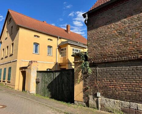 Foto - Großer 4 Seitenhof mit zwei Häusern