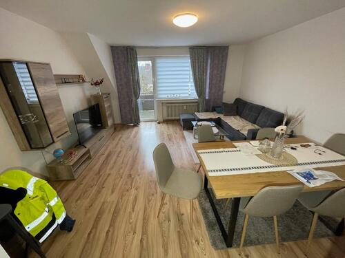 Foto - ruhige 3 ZKDB, 2. Etage, DG, großer Balkon