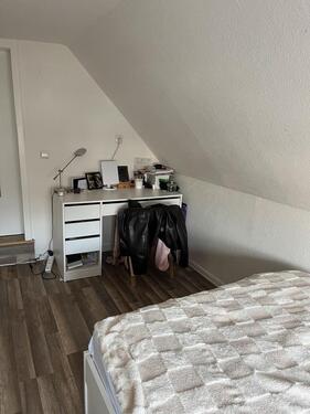 Foto - 2 Zimmer Dachgeschoßwohnung zur Miete in Marburg