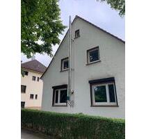 Freistehendes Einfamilienhaus - 420.000,00&nbsp;EUR Kaufpreis, ca.&nbsp; 135,00&nbsp;m&sup2; in Remscheid (PLZ: 42897) Gemarkung Bergisch Born