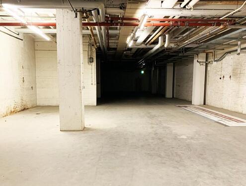 Foto - Top UG-Lagerfläche – Für Logistik & Lagerzwecke, direkt verfügbar!*