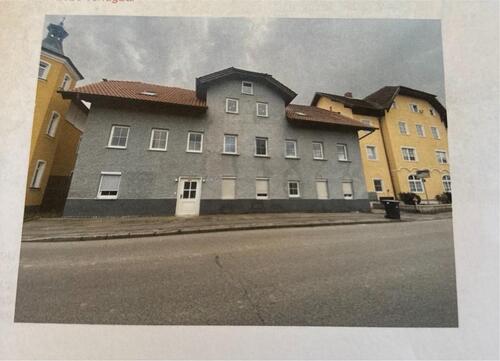 Foto - Dachgeschosswohnung 130m2 - 1.060,00&nbsp;EUR Kaltmiete, ca.&nbsp; 130,00&nbsp;m&sup2;