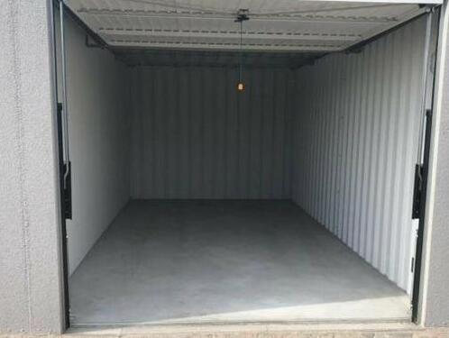 Foto - Motorrad Stellplatz in Garage BRINKUM