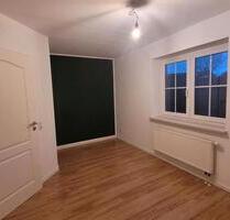 Zimmer in einem ruhig gelegenem Haus mit Garten zu vermieten WG - Lübeck Sankt Jürgen