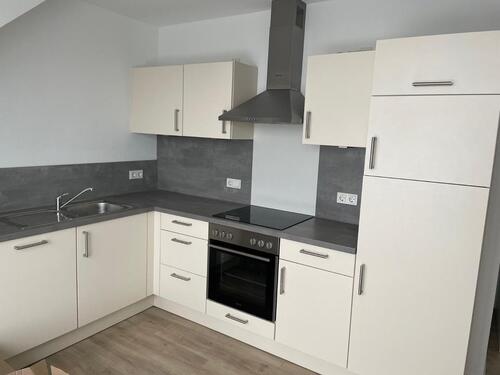 Foto - Schöne 4-Zimmer Wohnung - 980,00&nbsp;EUR Kaltmiete, ca.&nbsp; 82,59&nbsp;m&sup2;