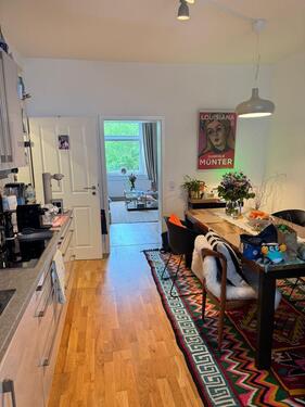 Foto - Charmante 2,5-Zimmer-Altbauwohnung (62qm) im Hochparterre