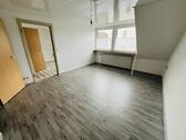Foto - Charmante 2-Zimmer-Dachgeschosswohnung in ruhiger Lage