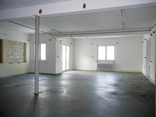 Foto - Gewerbehalle Gewerbefläche Lager Versand Produktion Handwerk