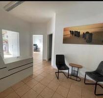 Büro in Toplage zu vermieten - 1.400,00 EUR Kaltmiete, in Leiningen (PLZ: 56291)